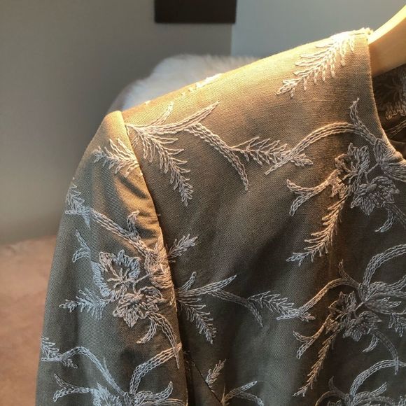 2/$25 🍋 Liz Claiborne Jacket Size 8 (Fits like a 6) - Picture 5 of 7